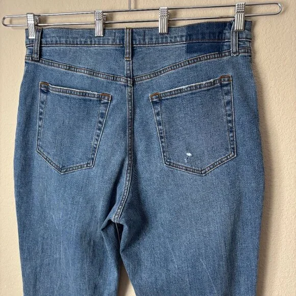 Abercrombie & Fitch 16 The '90s Slim Straight Ultra High Rise Distressed Jeans - Picture 9 of 10